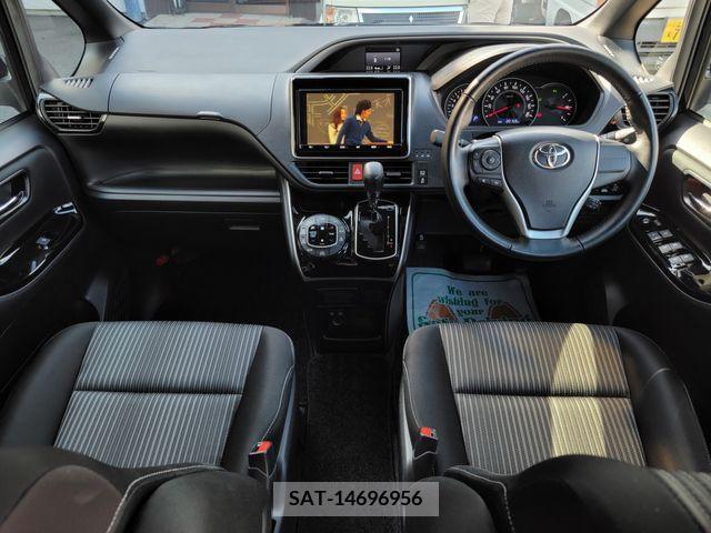 Toyota VOXY 2019-10 201997-11