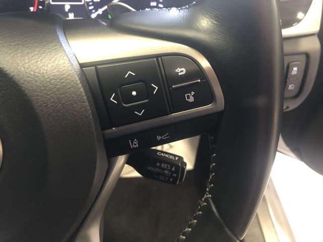 Lexus GS 2017-08 24017-4
