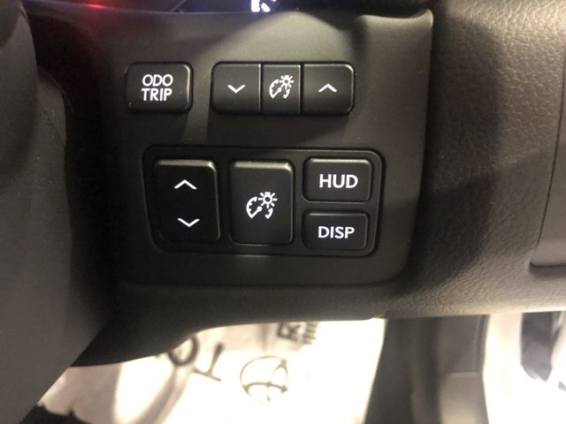 Lexus GS 2017-08 24017-6