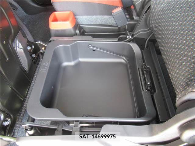 Suzuki HUSTLER 2022-02 272453-10