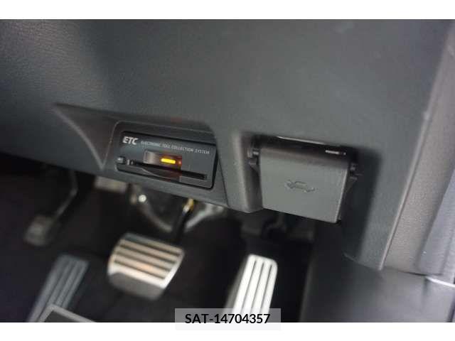 Nissan SKYLINE 2014-11 368316-18