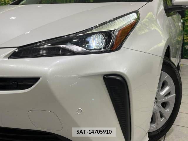 Toyota PRIUS 2022-12 393479-12
