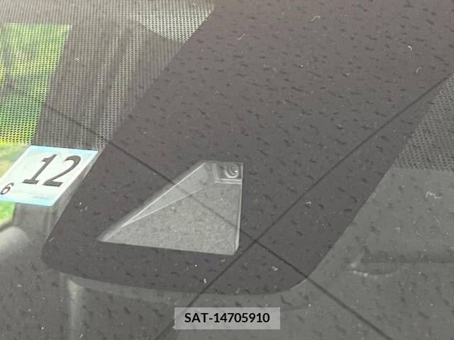 Toyota PRIUS 2022-12 393479-2
