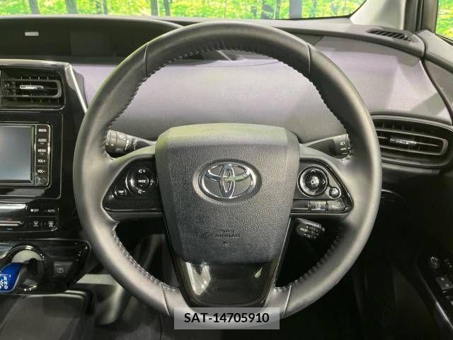 Toyota PRIUS 2022-12 393479-11