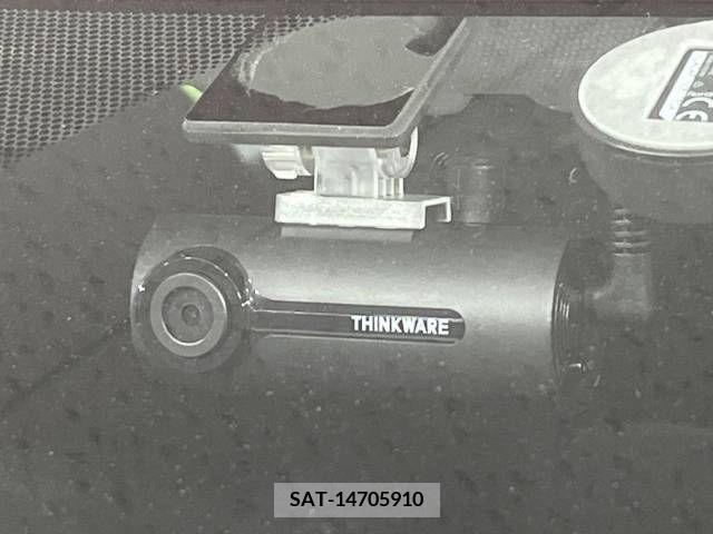 Toyota PRIUS 2022-12 393479-6