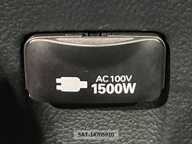 Toyota PRIUS 2022-12 393479-7