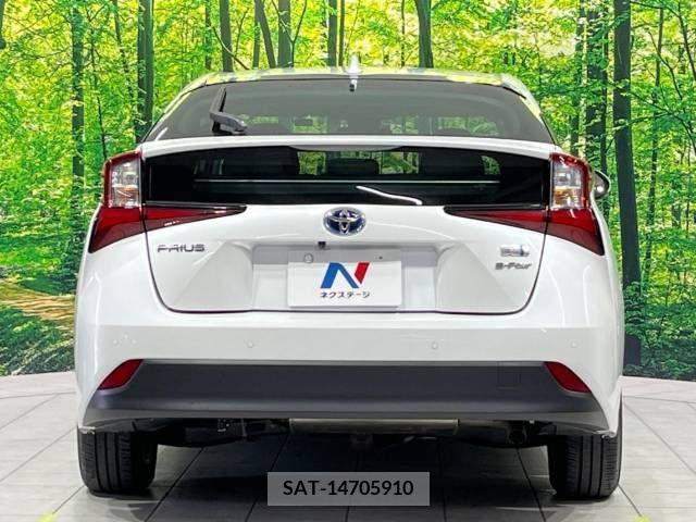 Toyota PRIUS 2022-12 393479-15