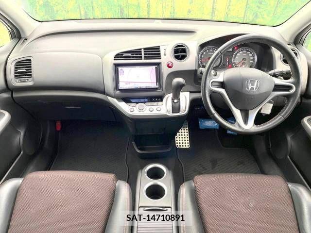 Honda STREAM 2009-10 255433-1