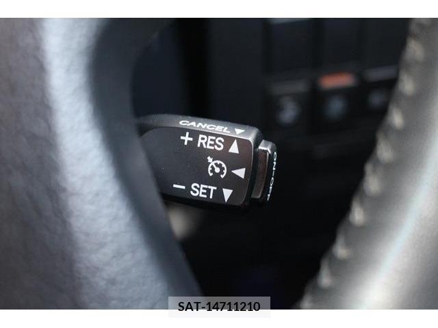 Toyota VELLFIRE 2015-12 331912-5