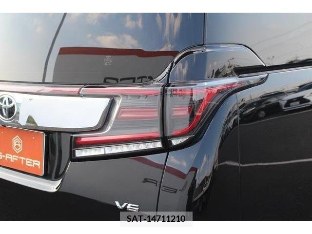 Toyota VELLFIRE 2015-12 331912-13
