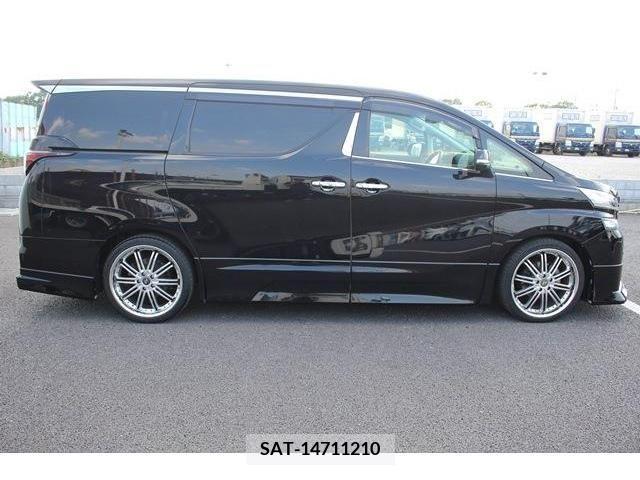 Toyota VELLFIRE 2015-12 331912-11