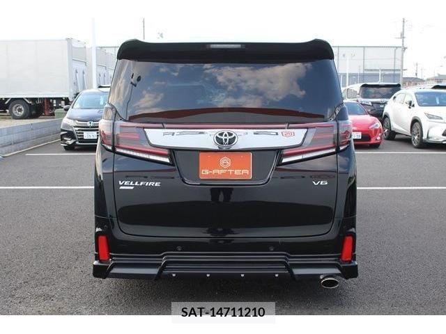 Toyota VELLFIRE 2015-12 331912-10