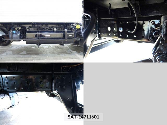 Mitsubishi CANTER 2014-01 295930-11