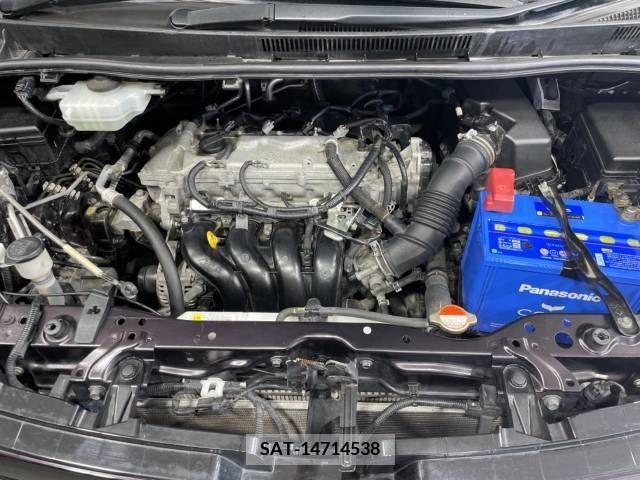 Toyota VOXY 2016-06 288895-19