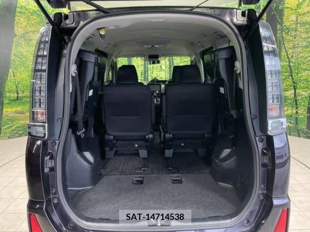 Toyota VOXY 2016-06 288895-11