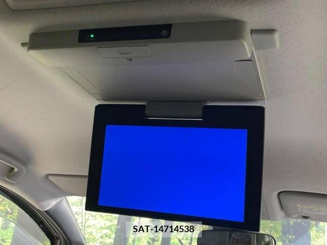 Toyota VOXY 2016-06 288895-2