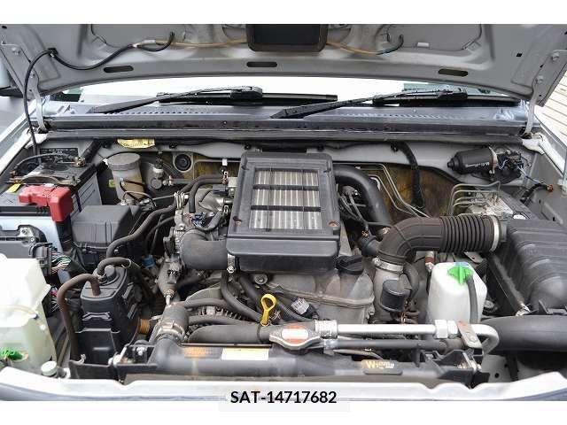 Mazda AZ-OFFROAD 2011-01 206371-18