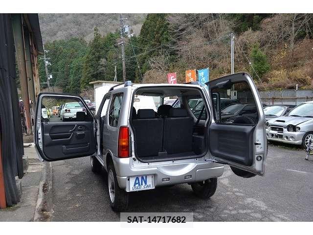 Mazda AZ-OFFROAD 2011-01 206371-19