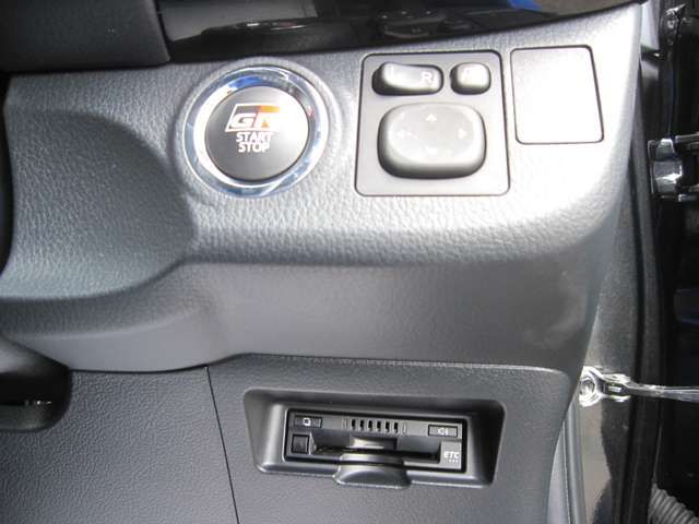 Toyota VITZ 2018-10 7175-11