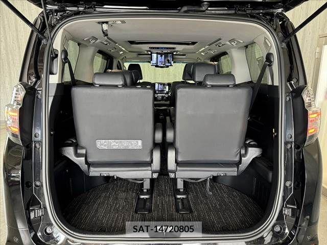 Toyota VELLFIRE 2017-08 380346-19