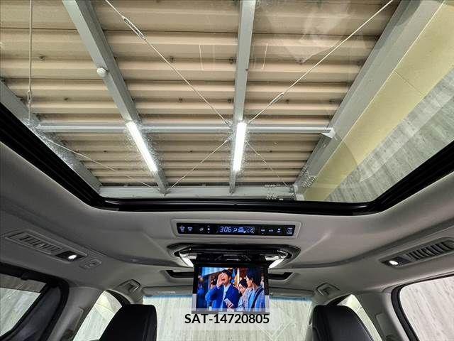 Toyota VELLFIRE 2017-08 380346-4