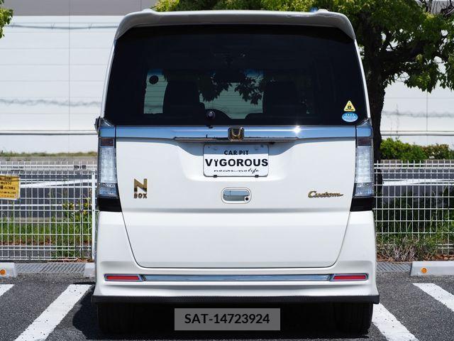 Honda N BOX 2013-01 278461-11