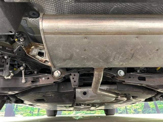 Toyota PRIUS 2018-03 12282-19