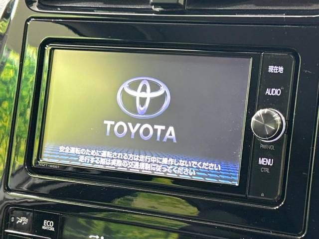 Toyota PRIUS 2018-03 12282-2