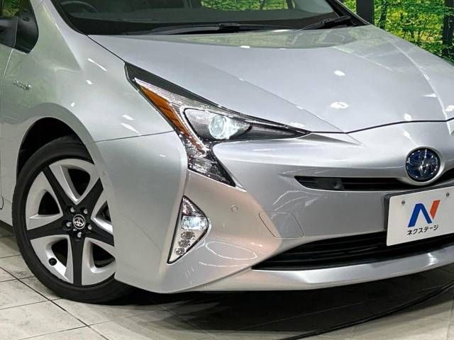 Toyota PRIUS 2018-03 12282-12
