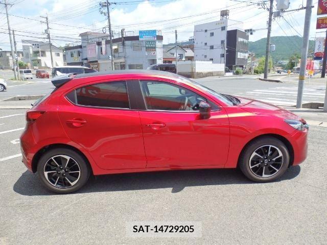 Mazda MAZDA2 2024-03 352562-5