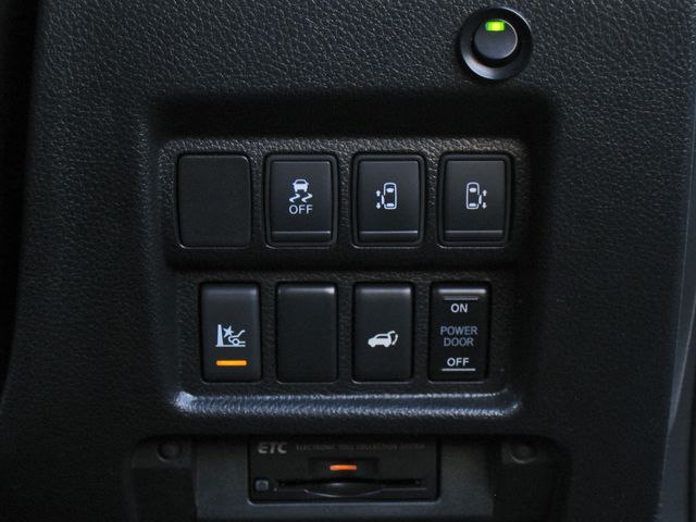 Nissan ELGRAND 2015-01 196632-23