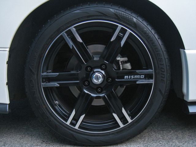 Nissan ELGRAND 2015-01 196632-11