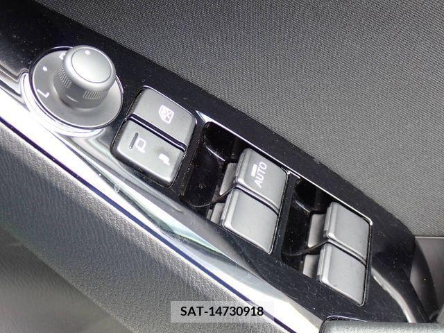 Mazda AXELA 2017-02 372222-13