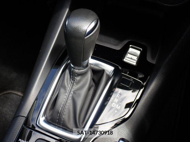 Mazda AXELA 2017-02 372222-11