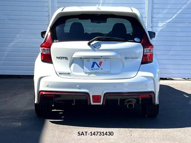 Nissan NOTE 2018-04 330125-15