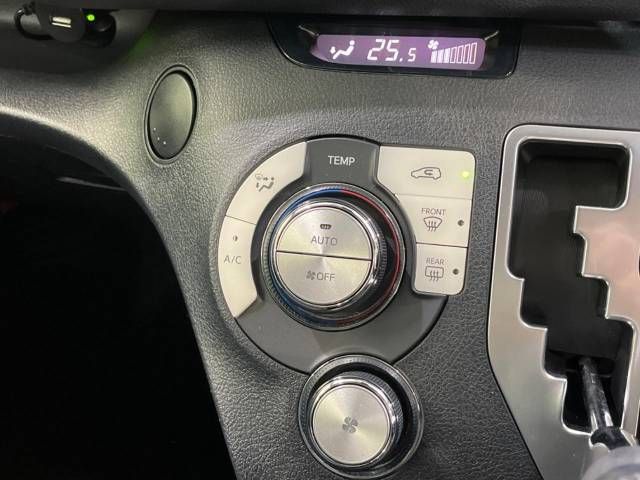 Toyota SIENTA 2016-03 193794-11