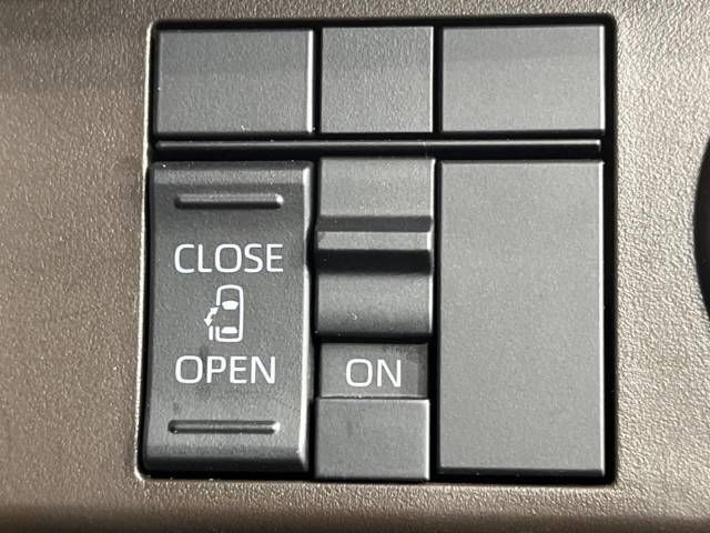 Toyota ROOMY 2023-05 12466-3