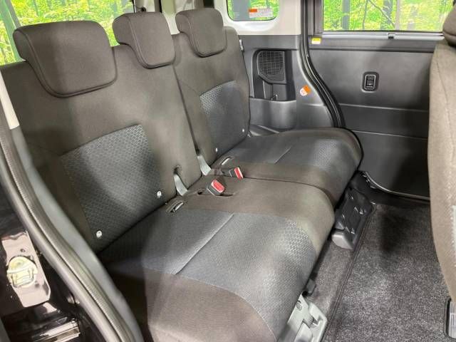 Toyota ROOMY 2023-05 12466-9