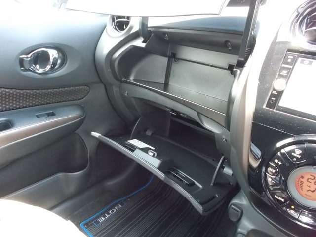 Nissan NOTE 2018-05 9545-19