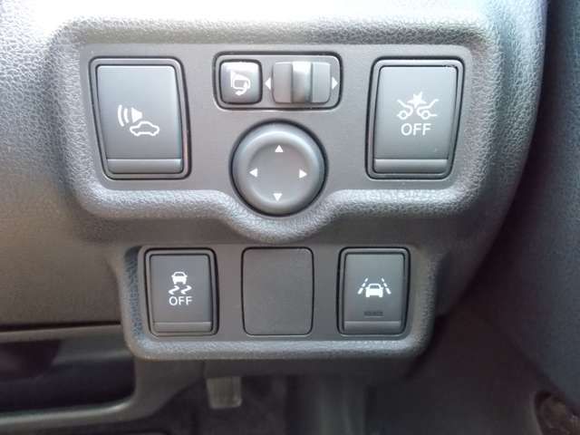 Nissan NOTE 2018-05 9545-13