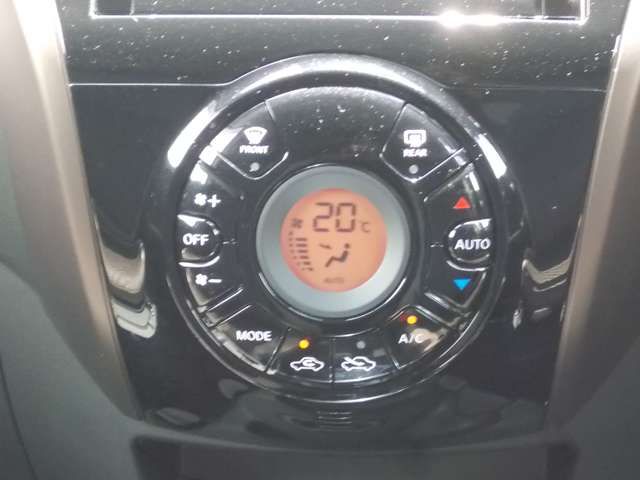 Nissan NOTE 2018-05 9545-16