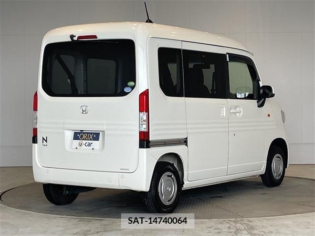 Honda N-VAN 2019-02 307935-1