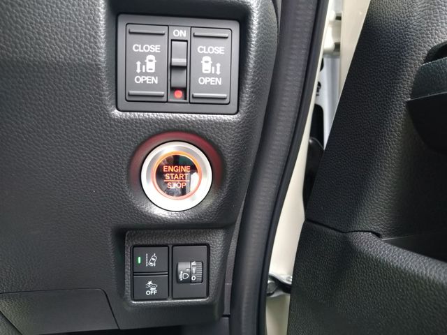 Honda N BOX CUSTOM 2022-01 7145-19