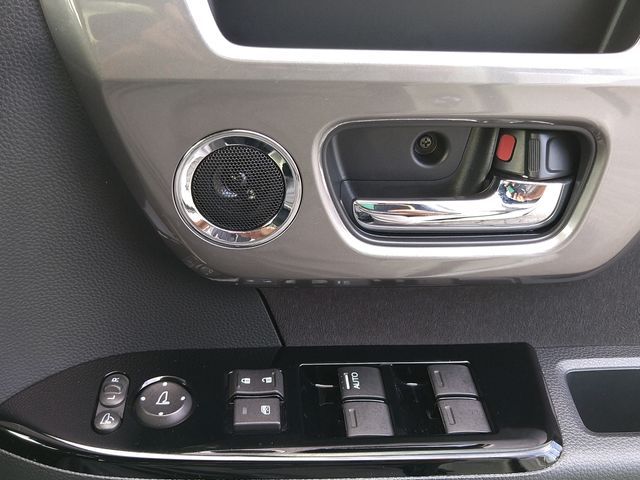 Honda N BOX CUSTOM 2022-01 7145-21