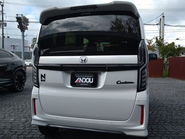 Honda N BOX CUSTOM 2022-01 7145-6