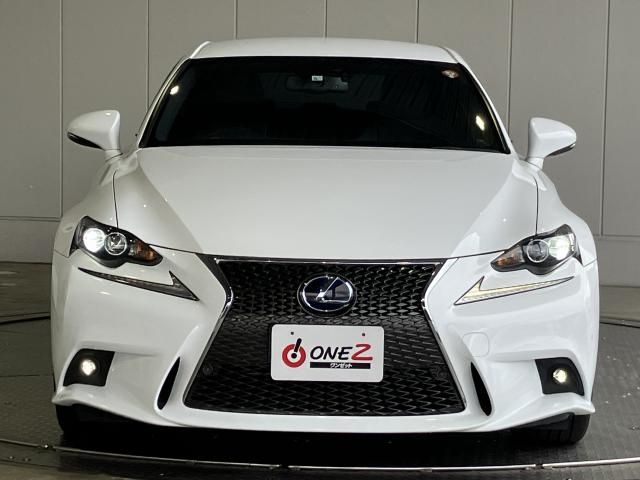 Lexus IS 2013-06 187394-2