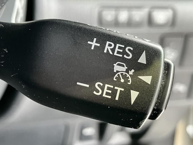 Lexus IS 2013-06 187394-16