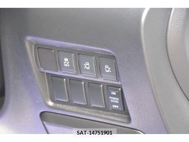 Nissan ELGRAND 2017-06 316298-12