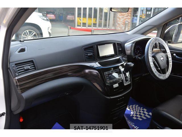 Nissan ELGRAND 2017-06 316298-14