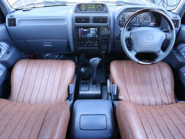 Toyota PRADO 1999-01 182458-1